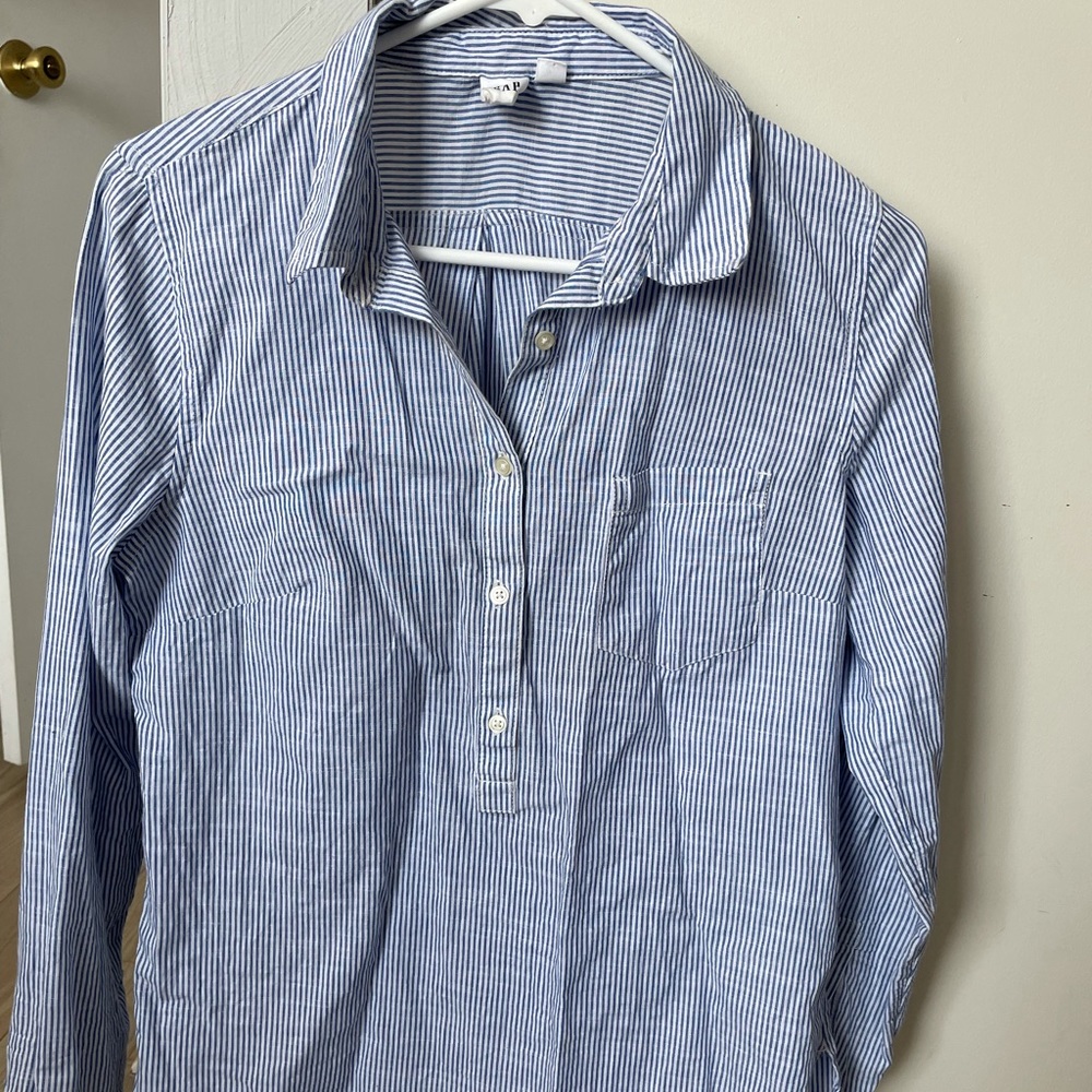 Casual long sleeve shirt